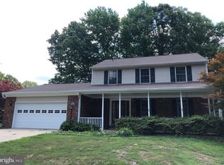 15317 Edgehill Dr, Dumfries, VA 22025