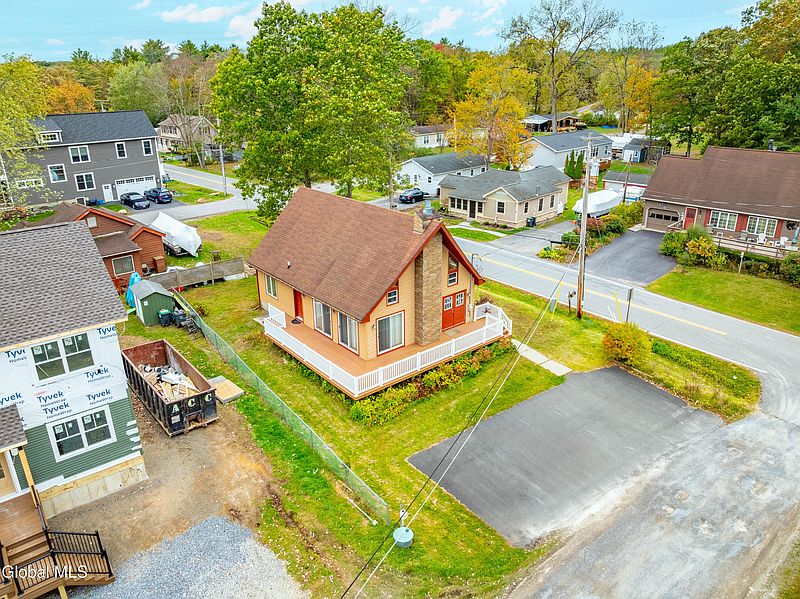 3rd image of 4175 Silver Beach Road