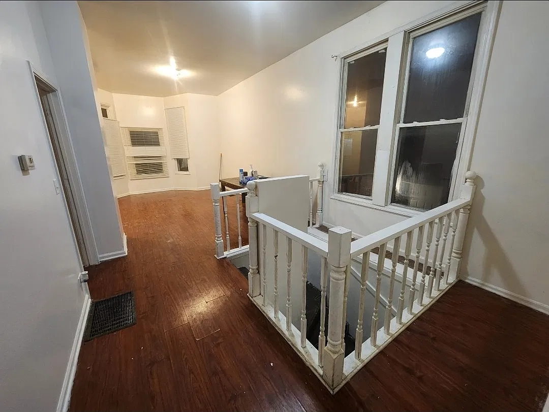 4 bed, 1900 sqft, $1,550 — Photo 1
