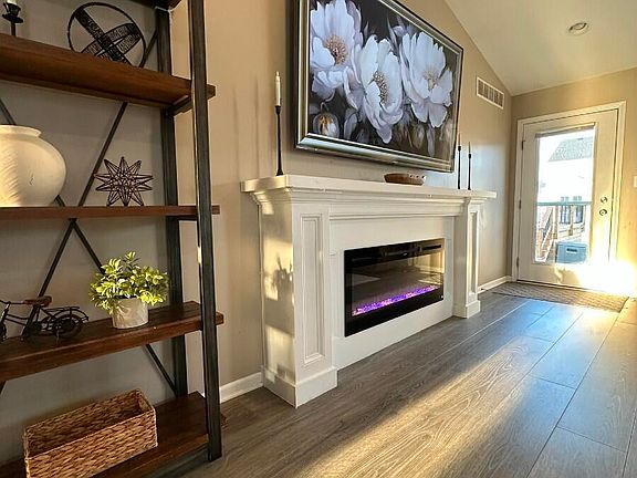 3rd image of 11976 Morgan St