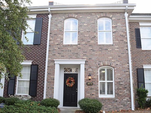 2nd image of 3573 Alexandria Ave #3573