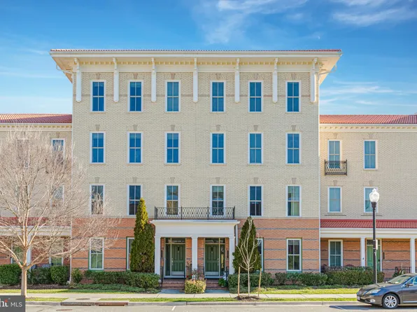 2407 Conoy St APT 101, Alexandria, VA 22301