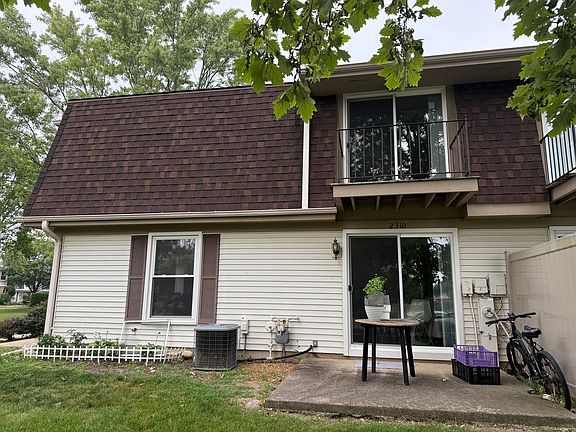 2nd image of 2310 Hyde Ct
