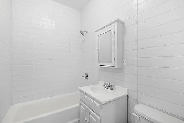 Rented by Corcoran | media 19