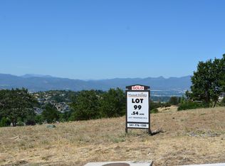 5701 Autumn Park Dr, Medford, OR