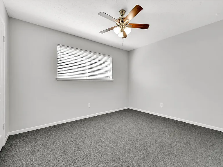 11110 Sagecountry Dr — Photo 22