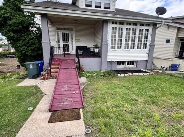3203 Vickers Rd, Baltimore, MD 21216