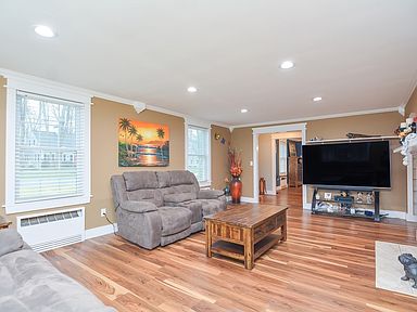 124 Anawan Rd, North Attleboro, MA 02760 | Zillow