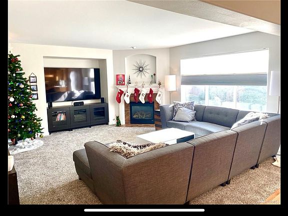4th image of 18416 119th Avenue Ct E