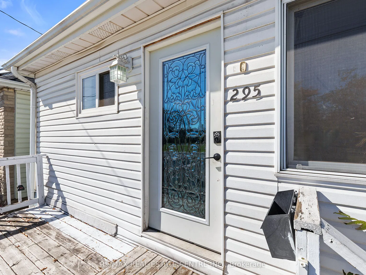2 bed, $2,050 — Photo 3