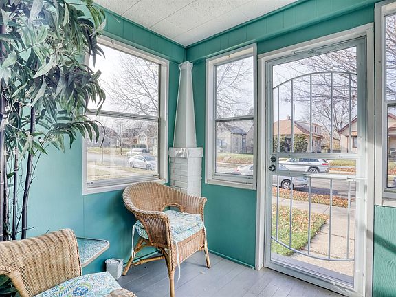 3rd image of 4064 N 24th St