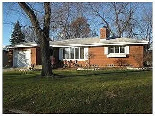 603 Country Ln photo 1