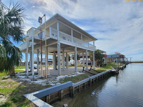 170 10th Ave W, Horseshoe Beach, FL 32648