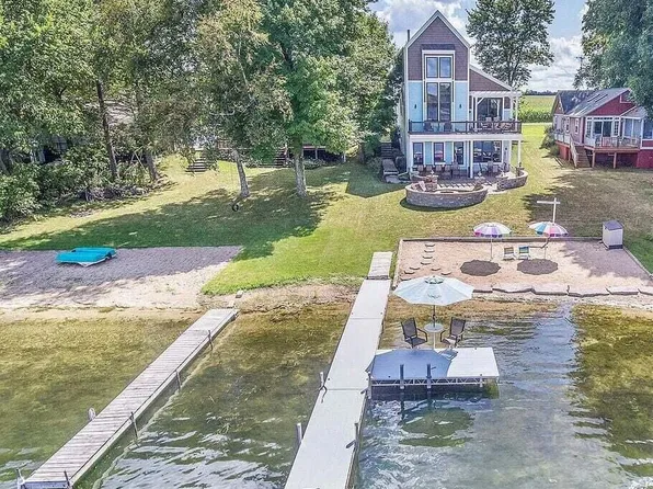 13692 W McBride Rd, Coral, MI 49322