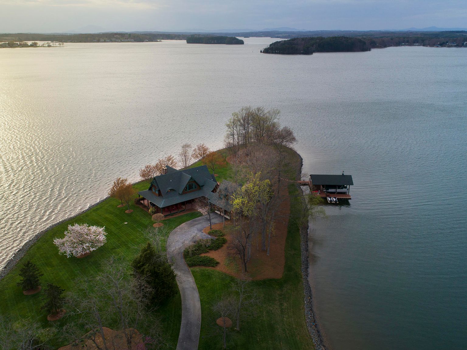 Zillow Penhook Va Waterfront at Jason Gilchrist blog
