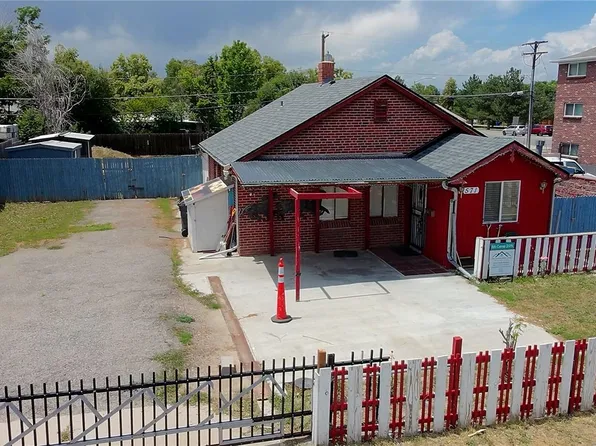 571 Geneva Street, Aurora, CO 80010