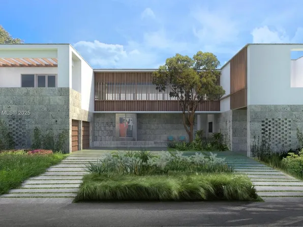 8261 La Rampa St, Coral Gables, FL 33143