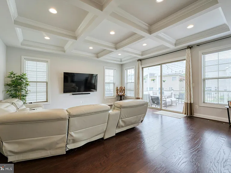 42046 Darlene Pl — Photo 11