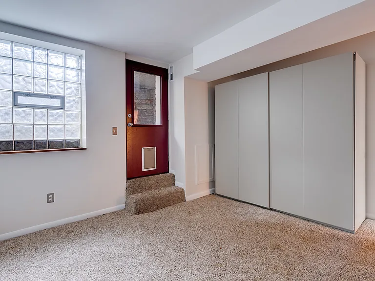 2118 Saint James Ave #1 — Photo 22