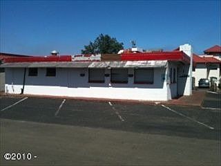3rd image of 1801 N Coast Hwy