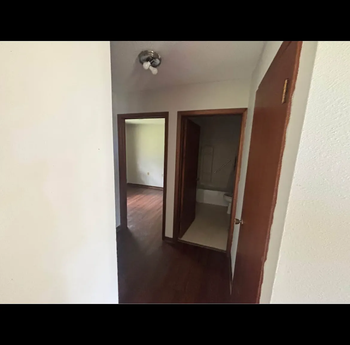 2 bed, $700 — Photo 2
