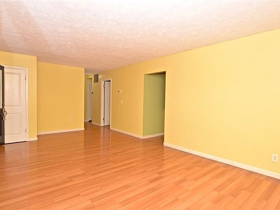 4th image of 937 Gaynelle Ave