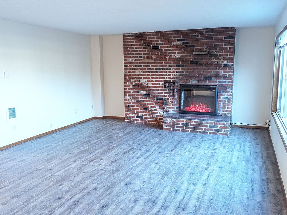 R0415 Tabor West Apartments 64006476 SE Division St Portland, OR