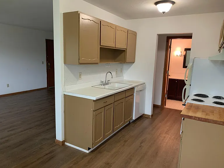4001 Mavelle Dr — Photo 18