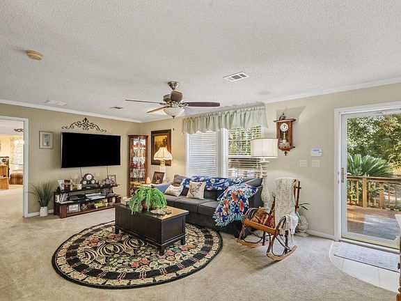 3rd image of 190 Serenity Ln