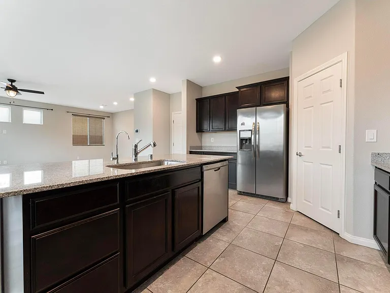 4320 Stardusk Falls Ave — Photo 12