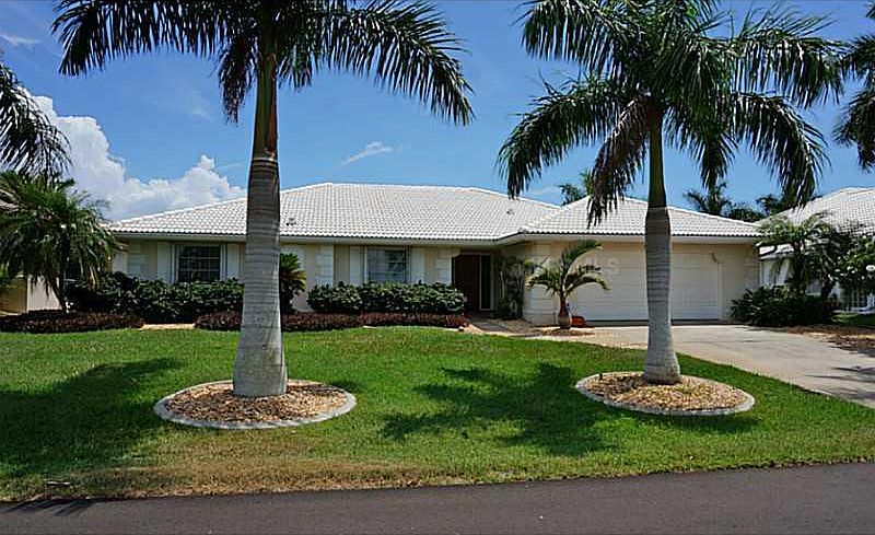 1st image of 829 Bimini Ln