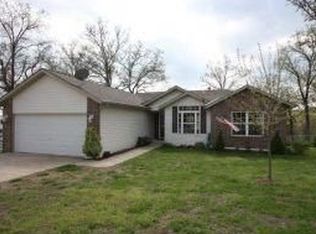 21 Forest Edge Ln, Kimberling City, MO 65686