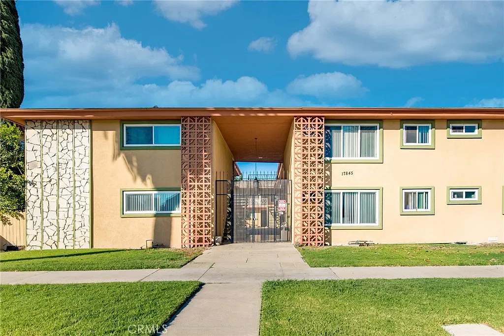 17845 Sherman Way — Photo 2