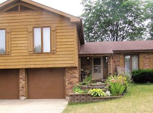 3505 W Shepherd Hill Ln, McHenry, IL 60050