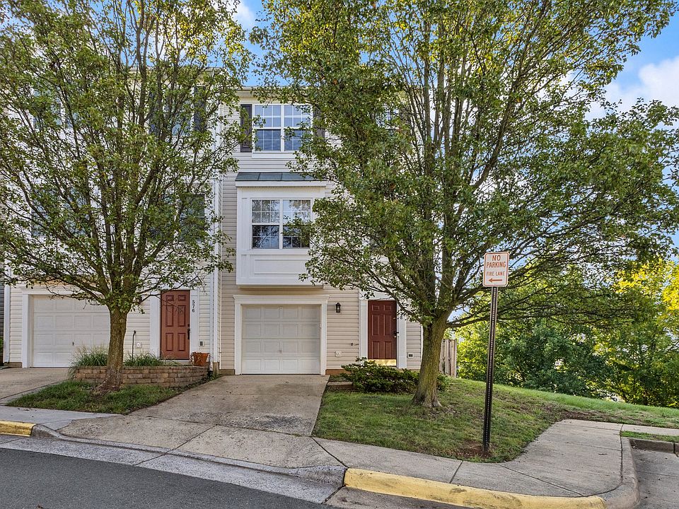 1st image of 578 Kalmia Sq NE