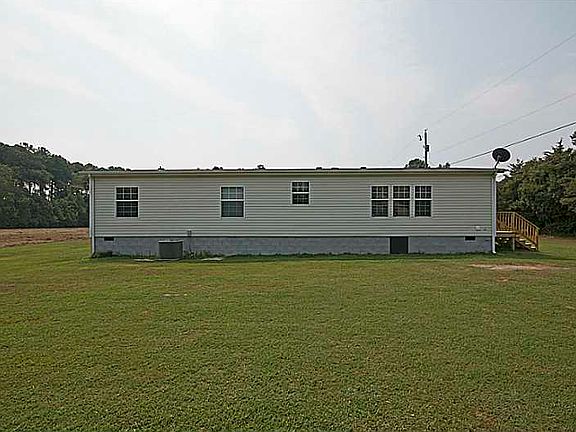 3rd image of 1081 Horn Harbor Ave