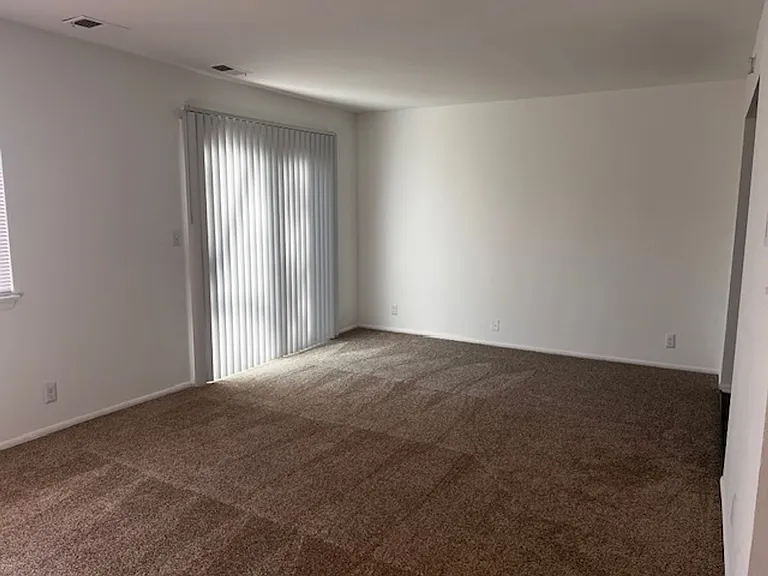 Villages on Madison Apartments — Photo 129