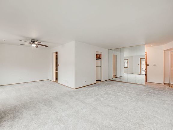 4th image of 1601 N 76th Ct APT 202