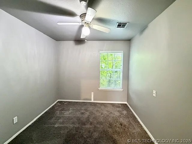 312 W Sycamore St — Photo 14