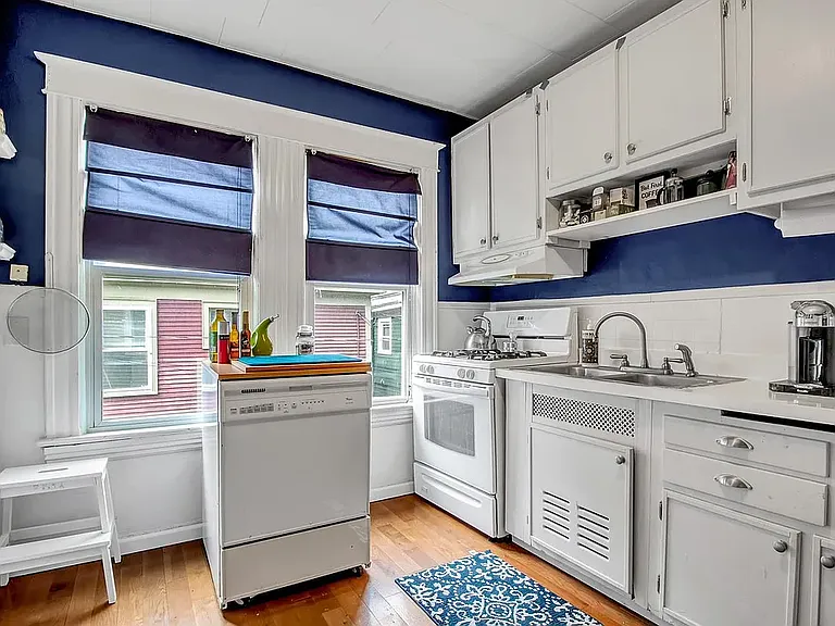 761 Ashland Ave — Photo 12