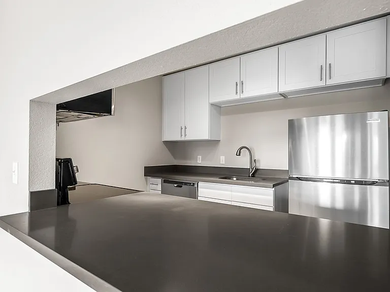 Leschi View Apartments — Photo 6