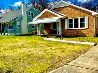 616 Rosenwald St, Burlington, NC 27217