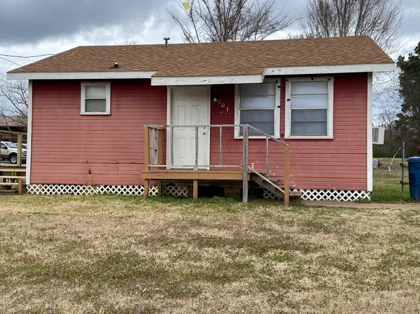 201 N Railroad St, Troup, TX 75789