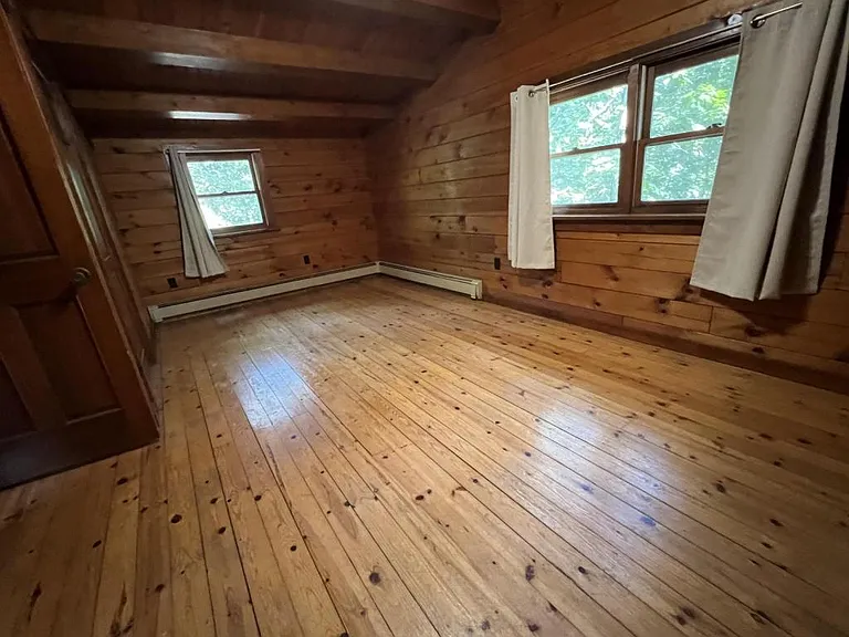1327 Fairfield Rd — Photo 7
