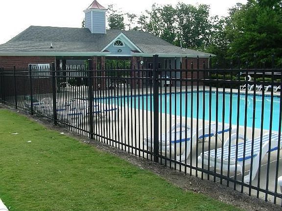 Pool & Tennis Complex