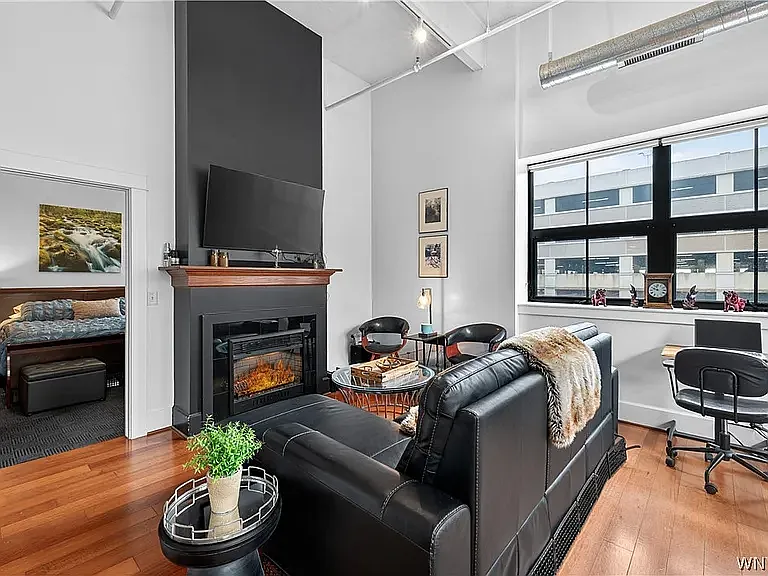 210 Ellicott St #403 — Photo 3
