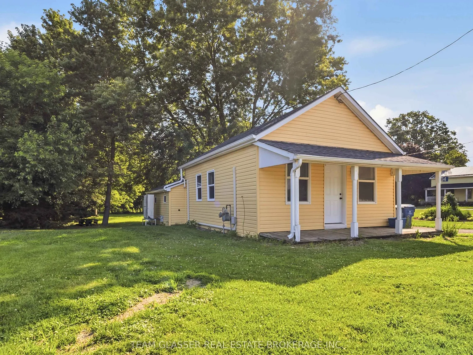 2 bed, $2,000 — Photo 2