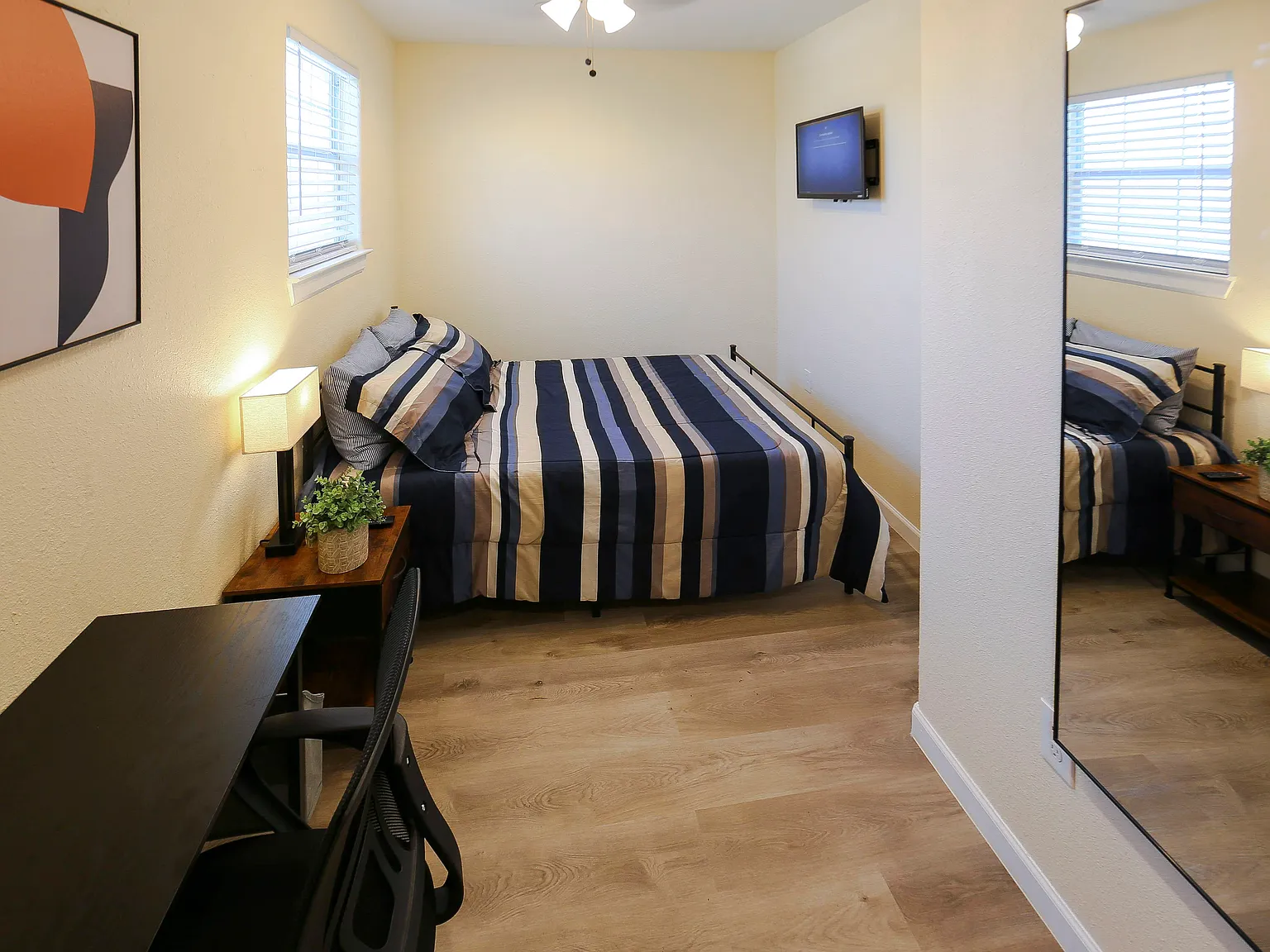 4 bed, 3.0 bath, 2229 sqft, $689 — Photo 3
