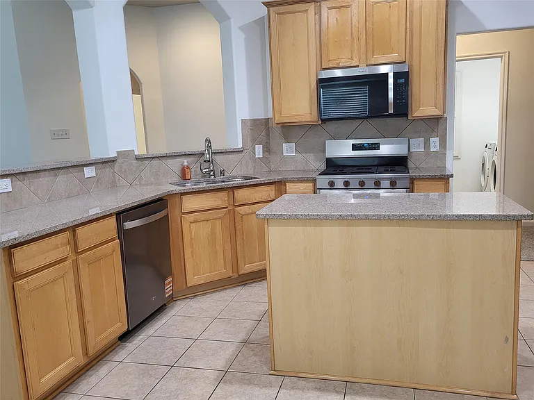5114 Raven Forest Ln — Photo 14