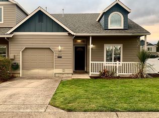 617 Camden Ln, Newberg, OR 97132